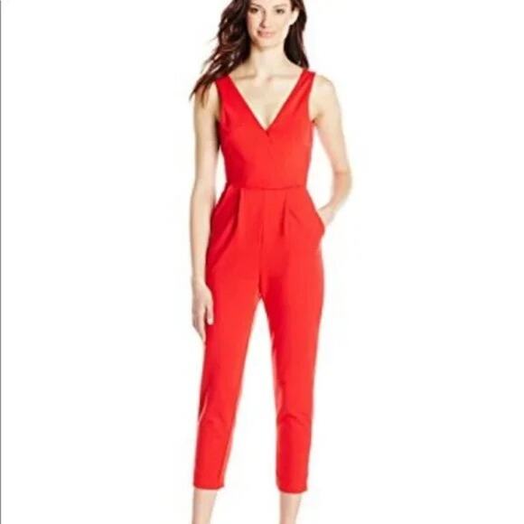 French Connection Marie V-Neck Jumpsuit in Red Size 4 Women's Valentines Day - Picture 1 of 12